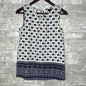 🎉Elephant graphic print knit tie back top A2-39